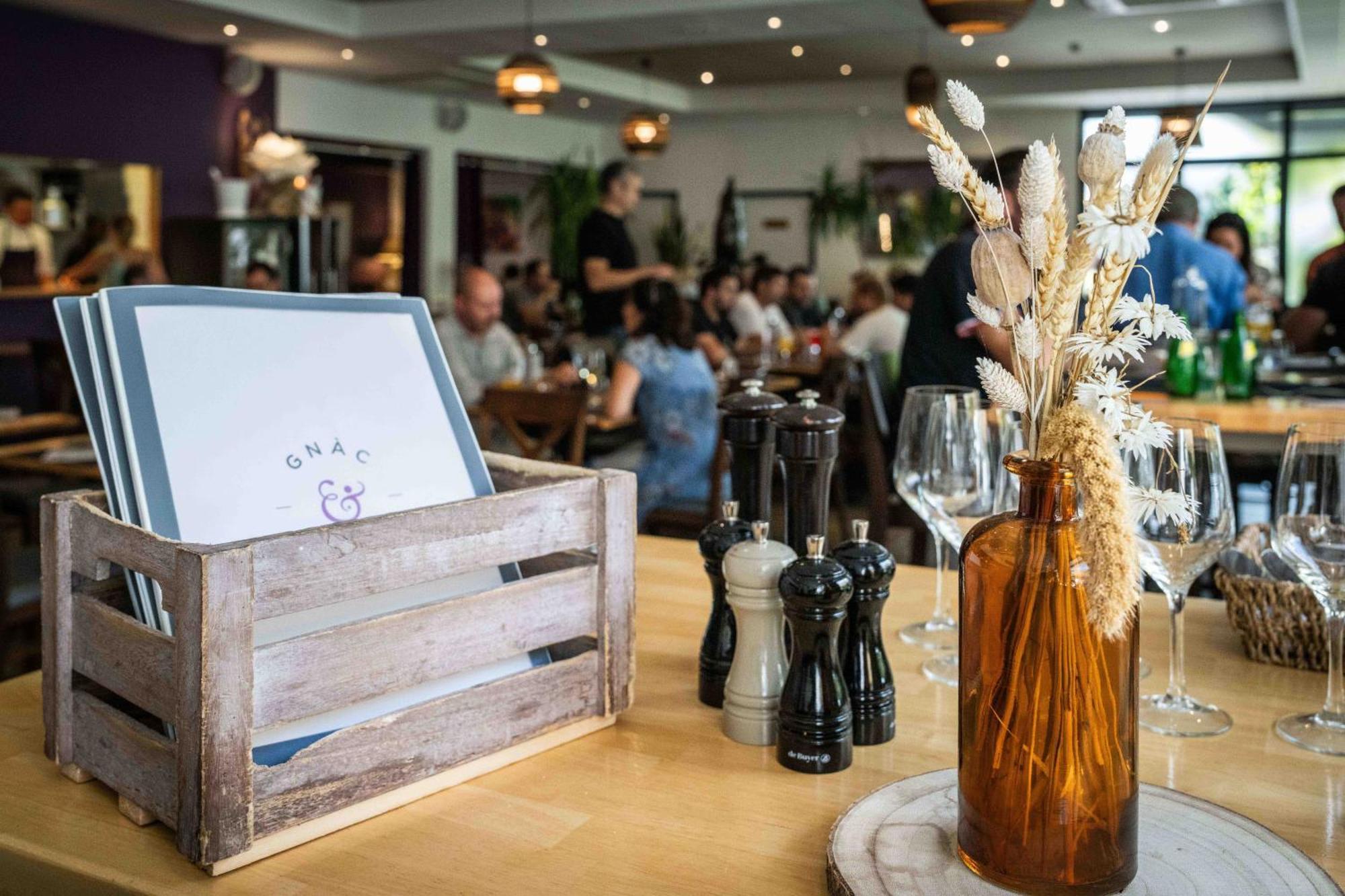 Logis Hotels Gnac E Pause Saint-Lon-Les-Mines Екстериор снимка
